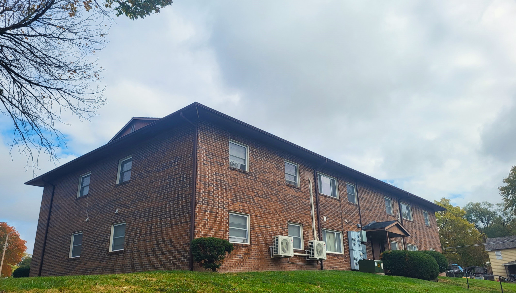 Arbor Village Van Binsbergen & Associates