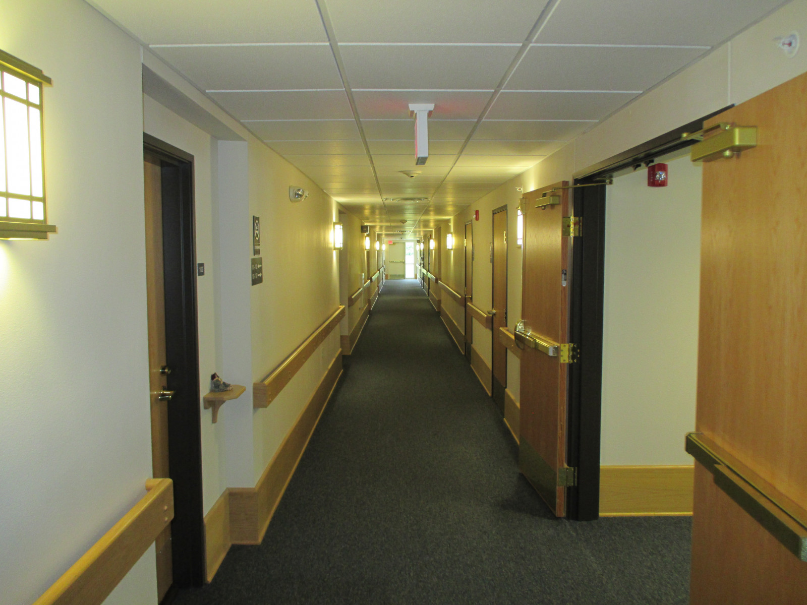Buffalo-Ridge-Hallway