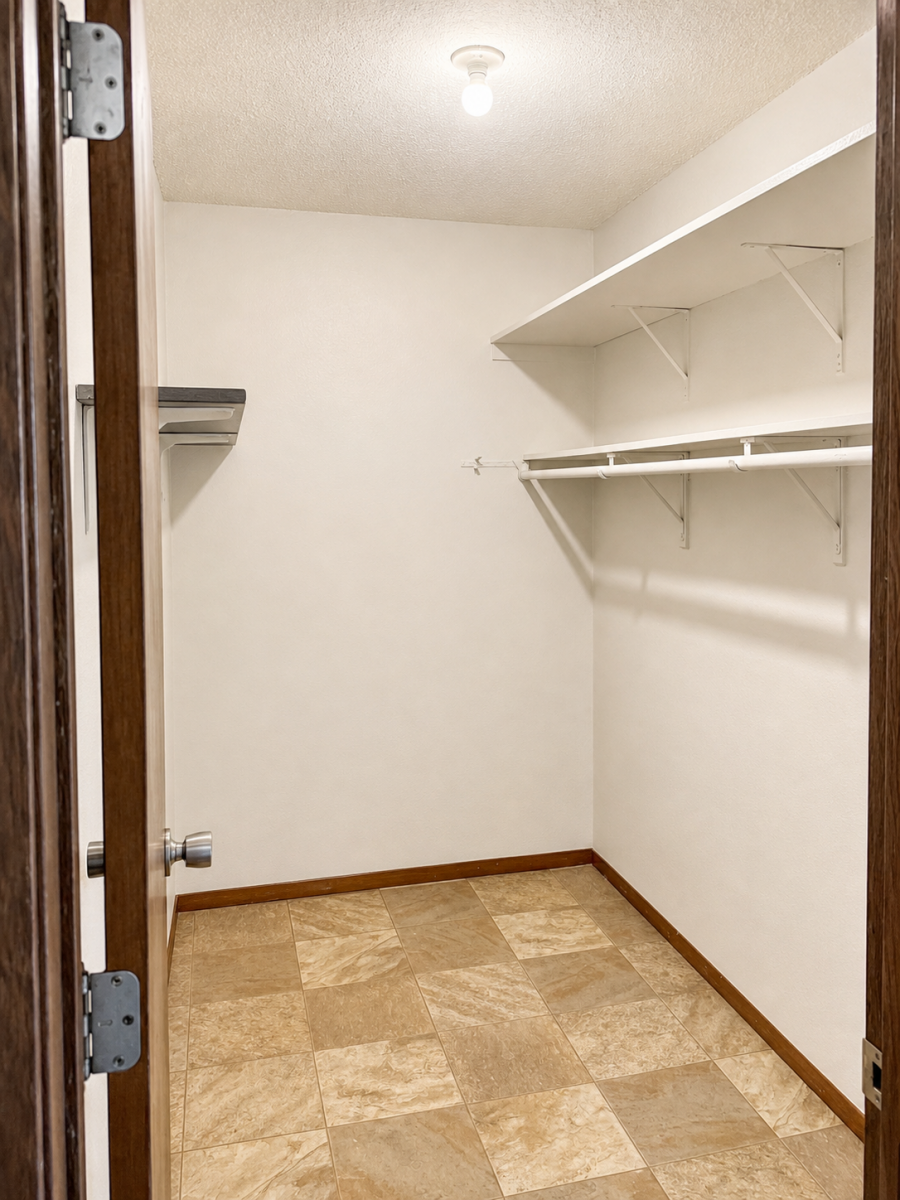 Burnsdale-1-1320-12-Storage