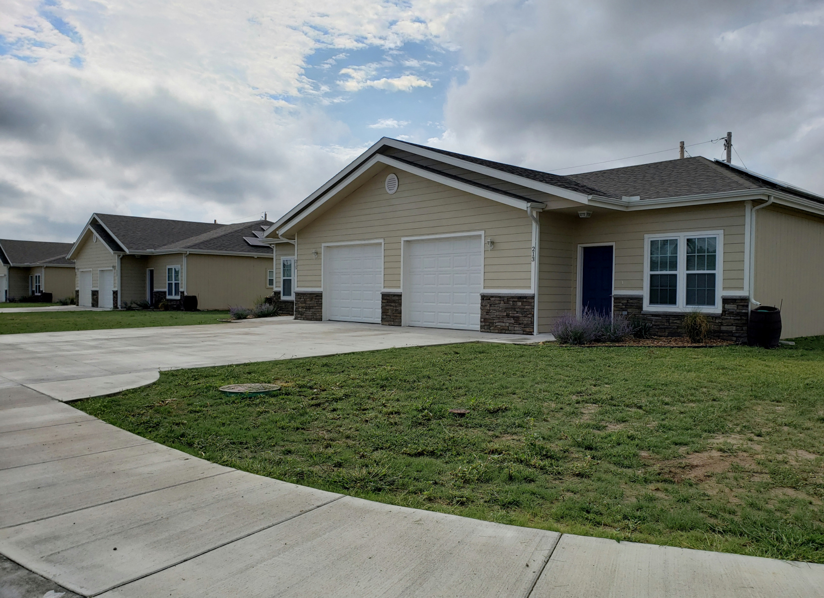 Grant Prairie Townhomes III Van Binsbergen & Associates