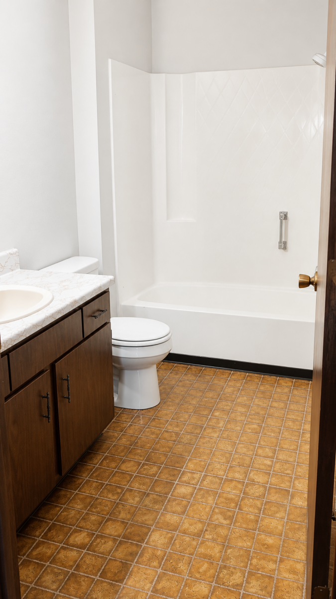 Heritage-West-255-Bathroom