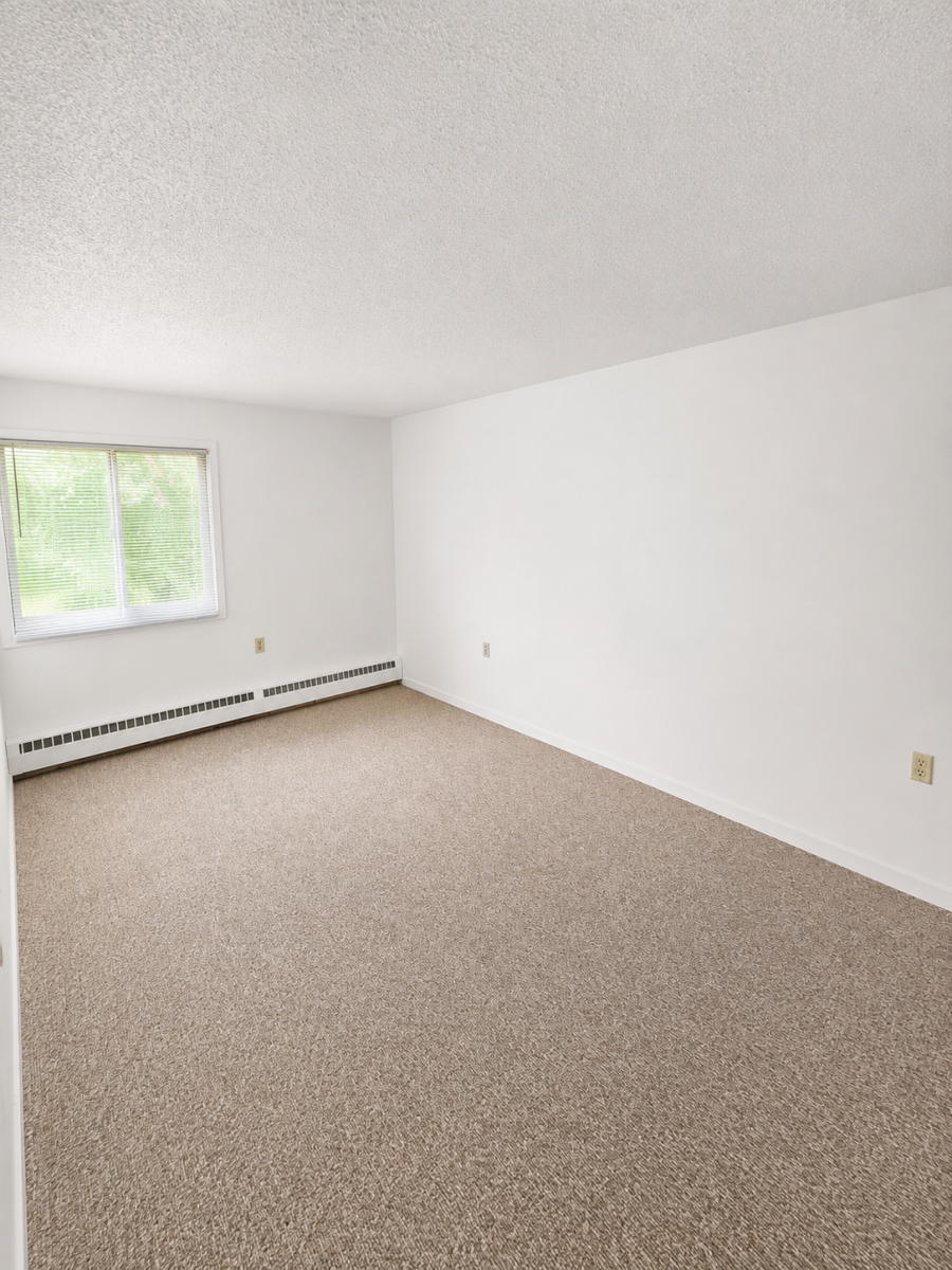 Linden-Wood-200-Bedroom
