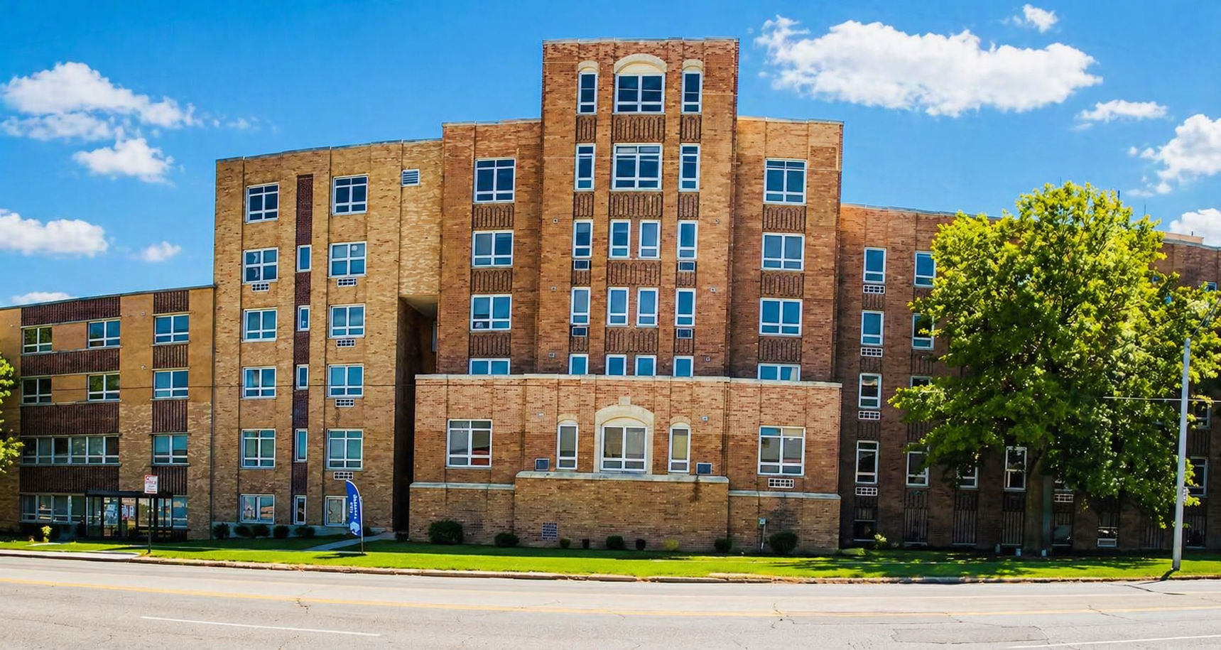 Madison Street Apartments - Van Binsbergen & Associates