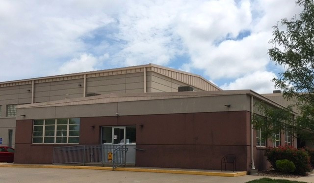 Murray-Hill-Exterior-Parking-Lot-Entrance Murray-Hill-Exterior-Parking-Lot-Entrance