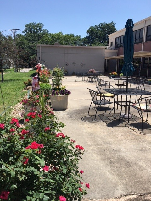 Murray-Hill-Patio-Area-1 Murray-Hill-Patio-Area-1