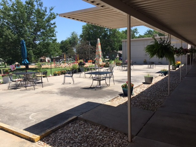 Murray-Hill-Patio-Area-2 Murray-Hill-Patio-Area-2