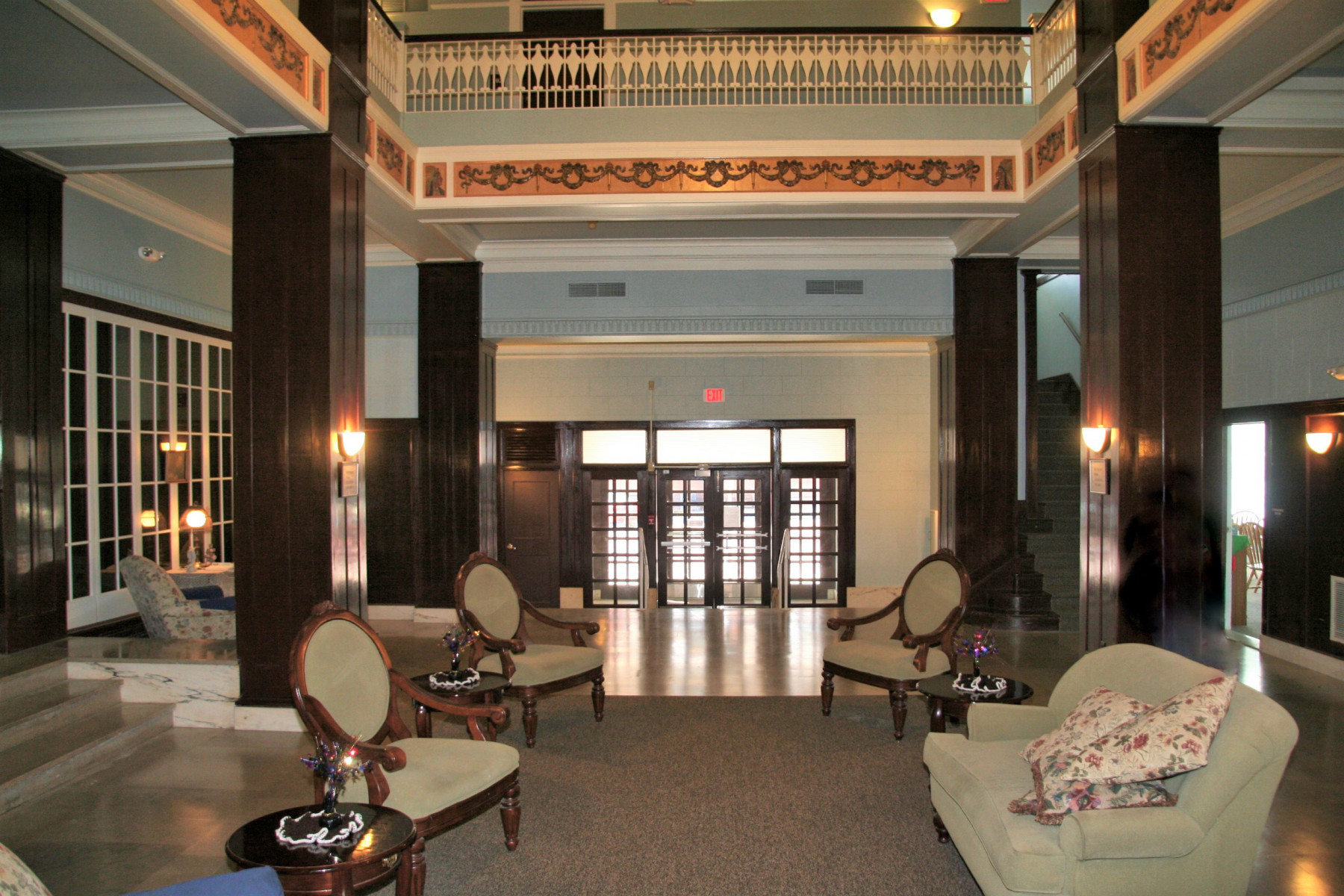 Osage-Lobby-Seating-Area