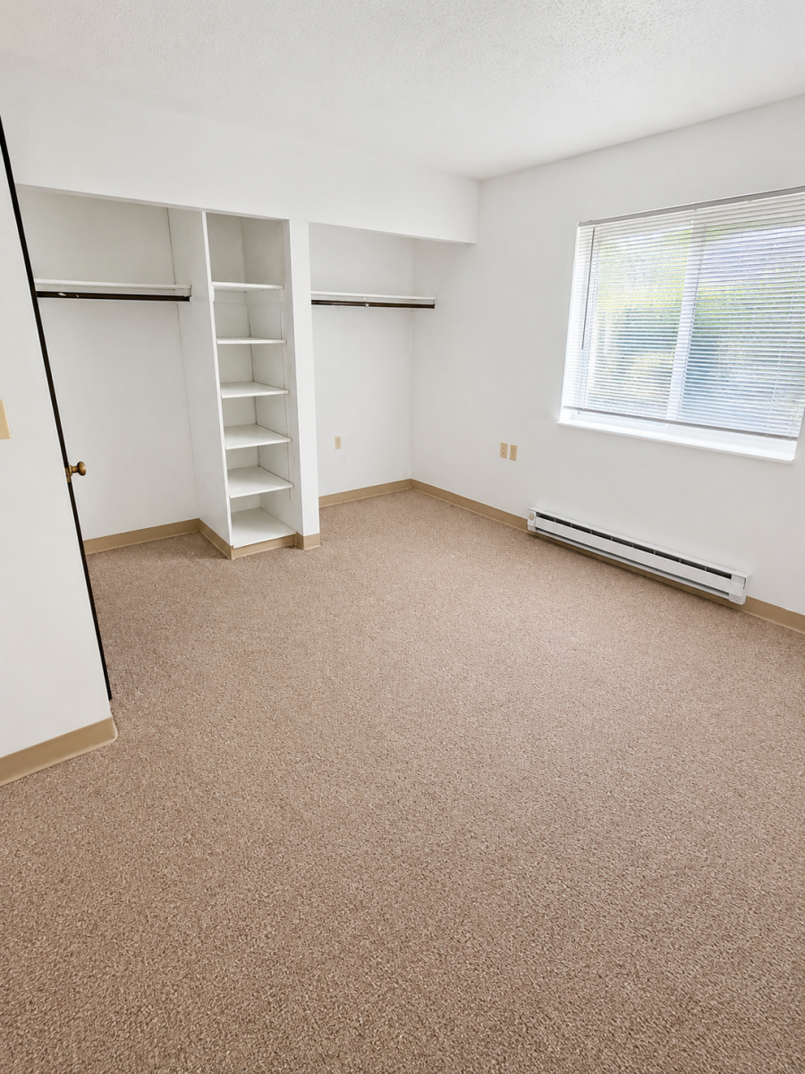 Whispering-Pines-213-Bedroom-Closet