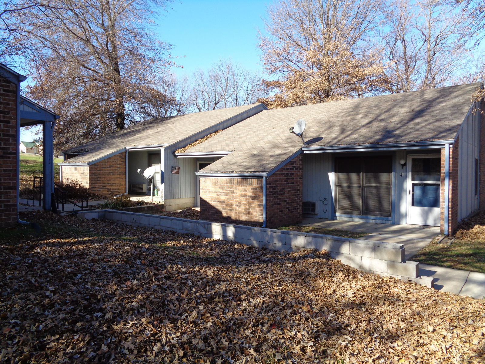 Brookwood Manor Van Binsbergen & Associates