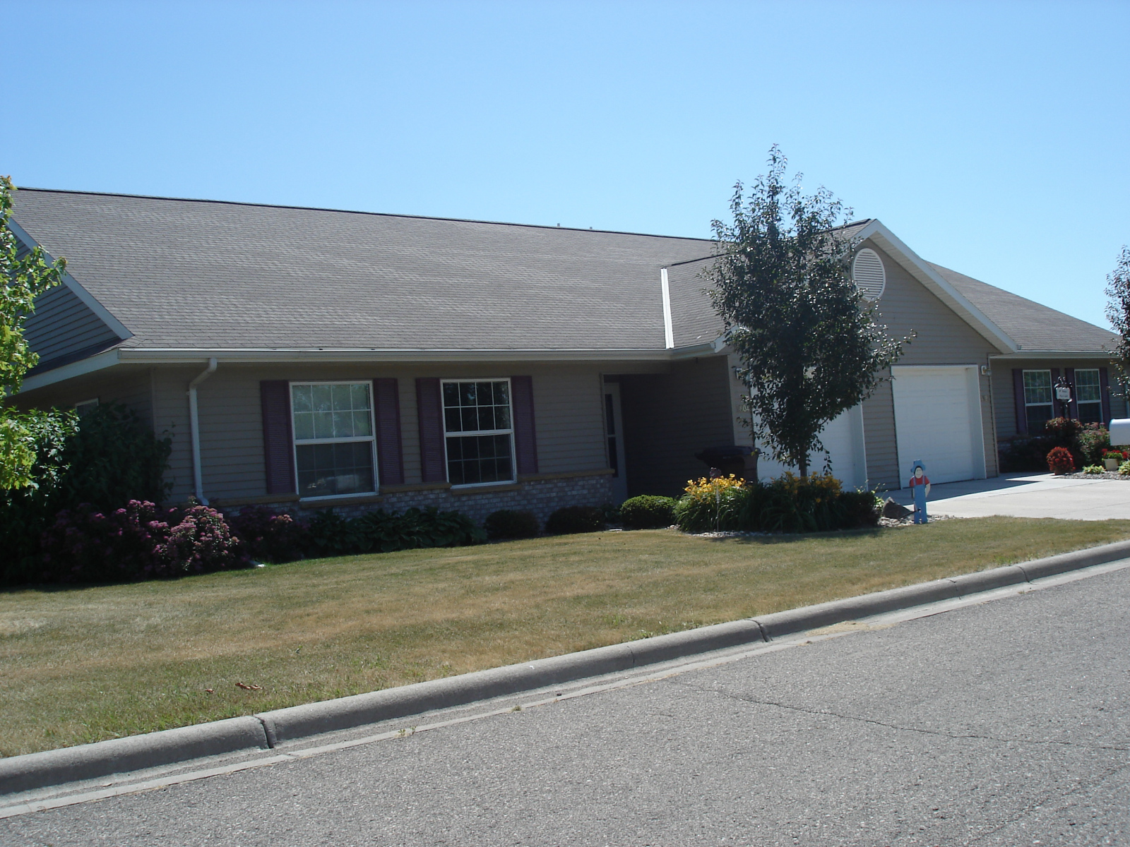 Ashmore Place Townhomes Van Binsbergen & Associates